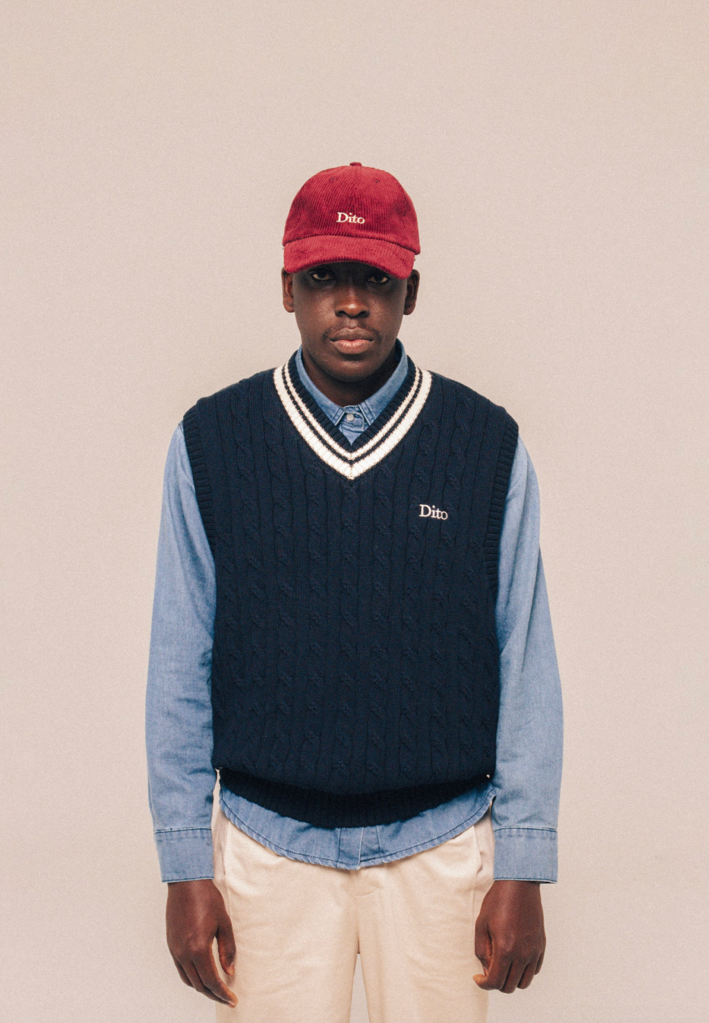 PULL SANS MANCHES EN MAILLE DITO COLLECTIVE